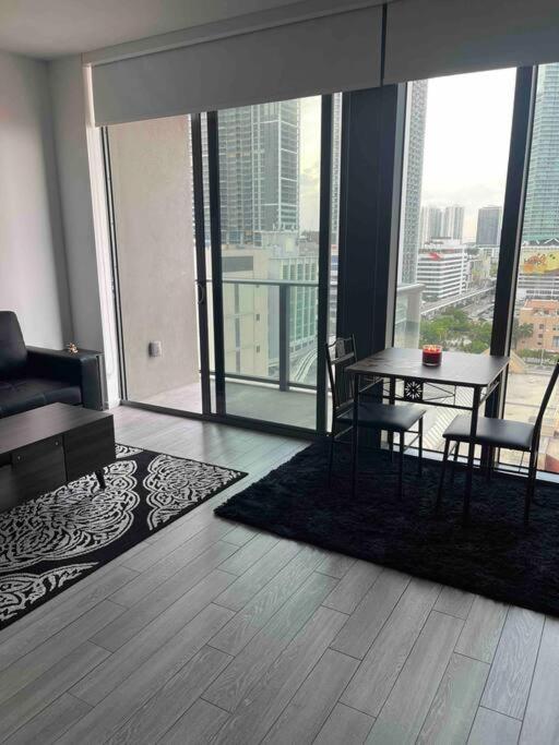 Vibrant Studio Downtown Miami Apartment Ngoại thất bức ảnh